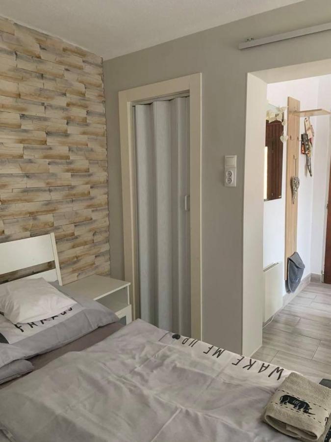 Mandi Apartman Veresegyház Exterior foto