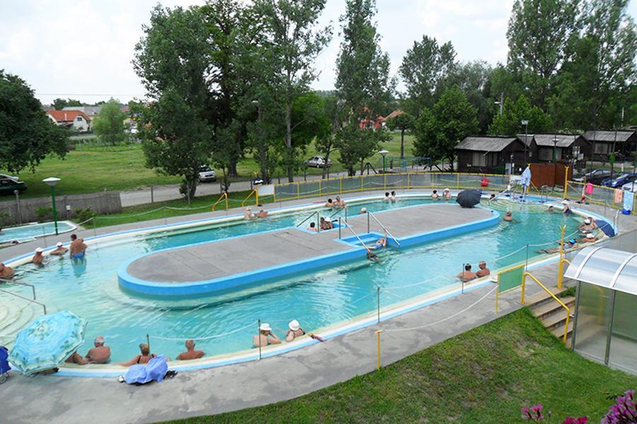 Mandi Apartman Veresegyház Exterior foto
